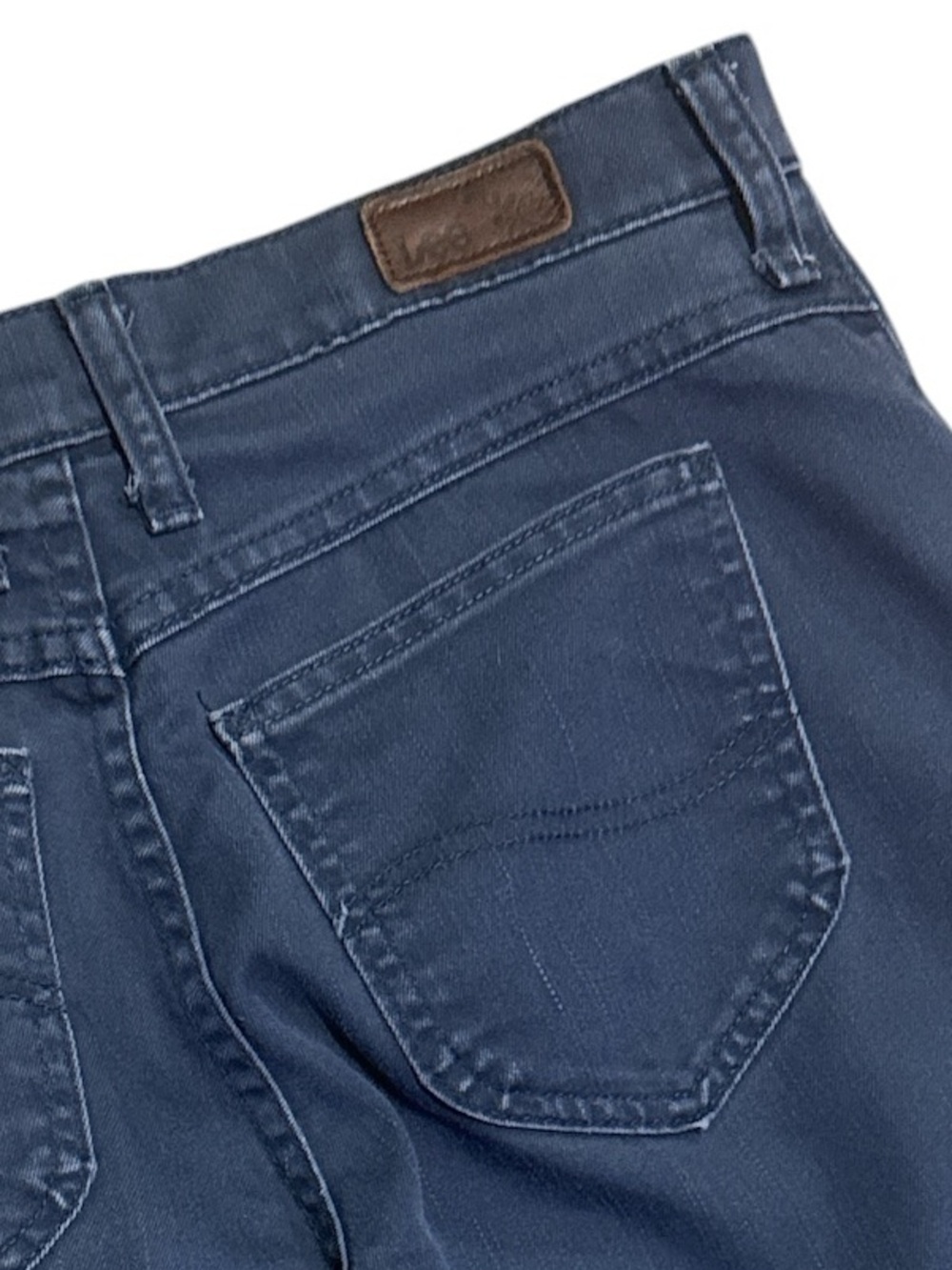 LEE Relaxed Straight Leg Jeans 6 Indigo Wash NWOT - Picture 8 of 11